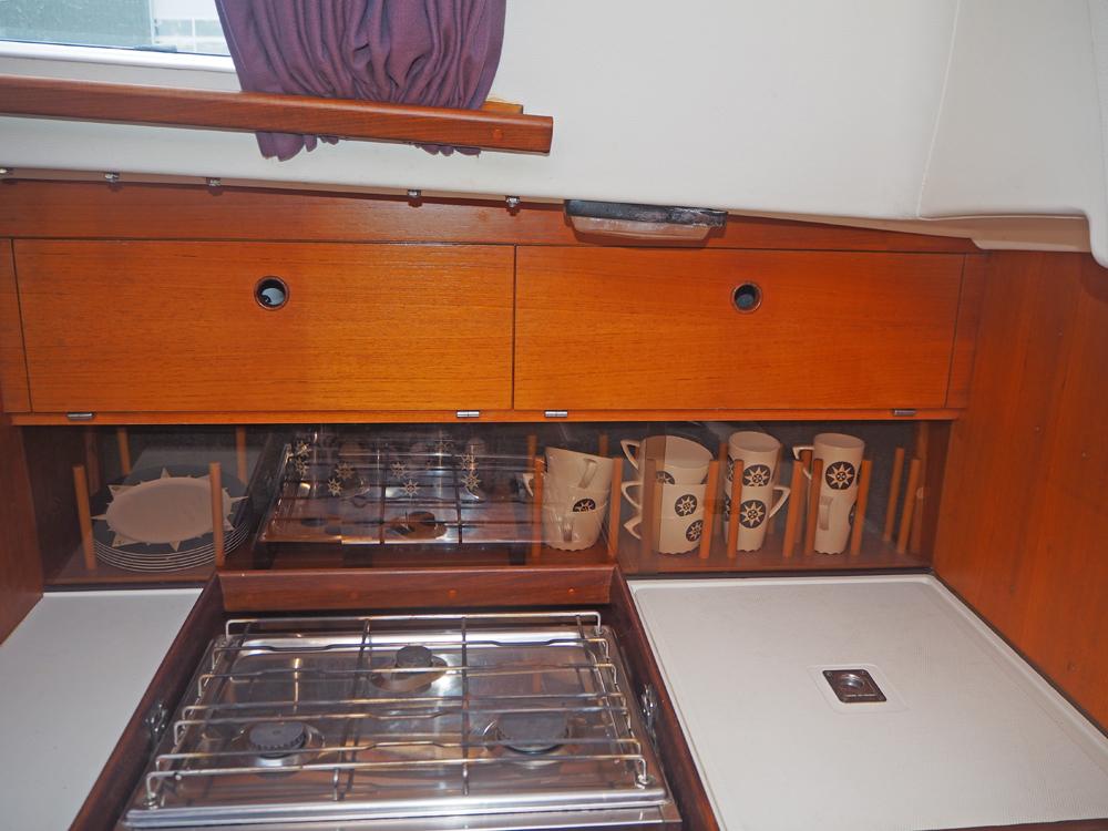 Salon, Accommodatie